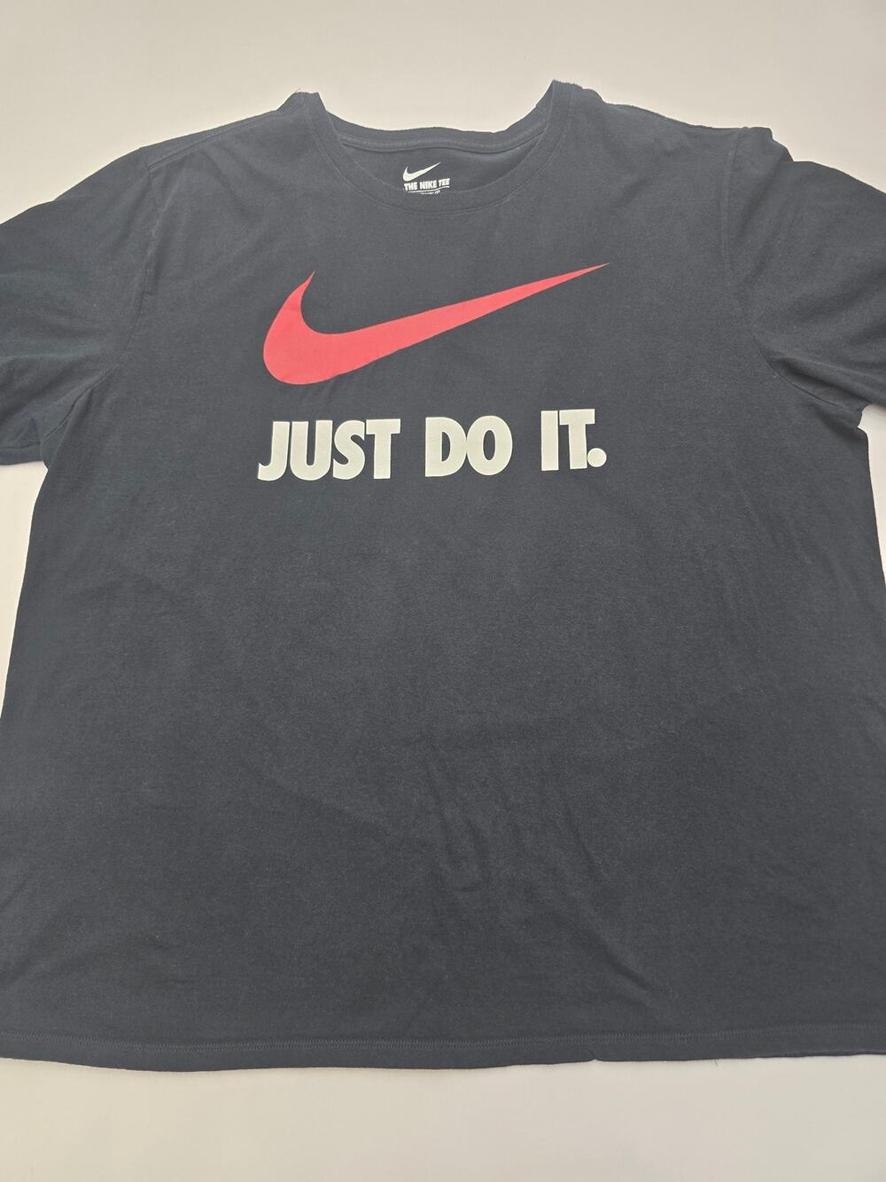 Nike Just Do It Shirt Mens XXL Black Red Swoosh Athletic Cut Graphic Tee T-Shirt